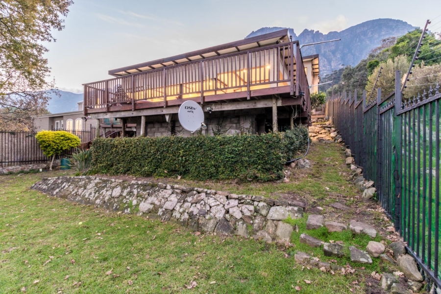 4 Bedroom Property for Sale in Newlands Western Cape